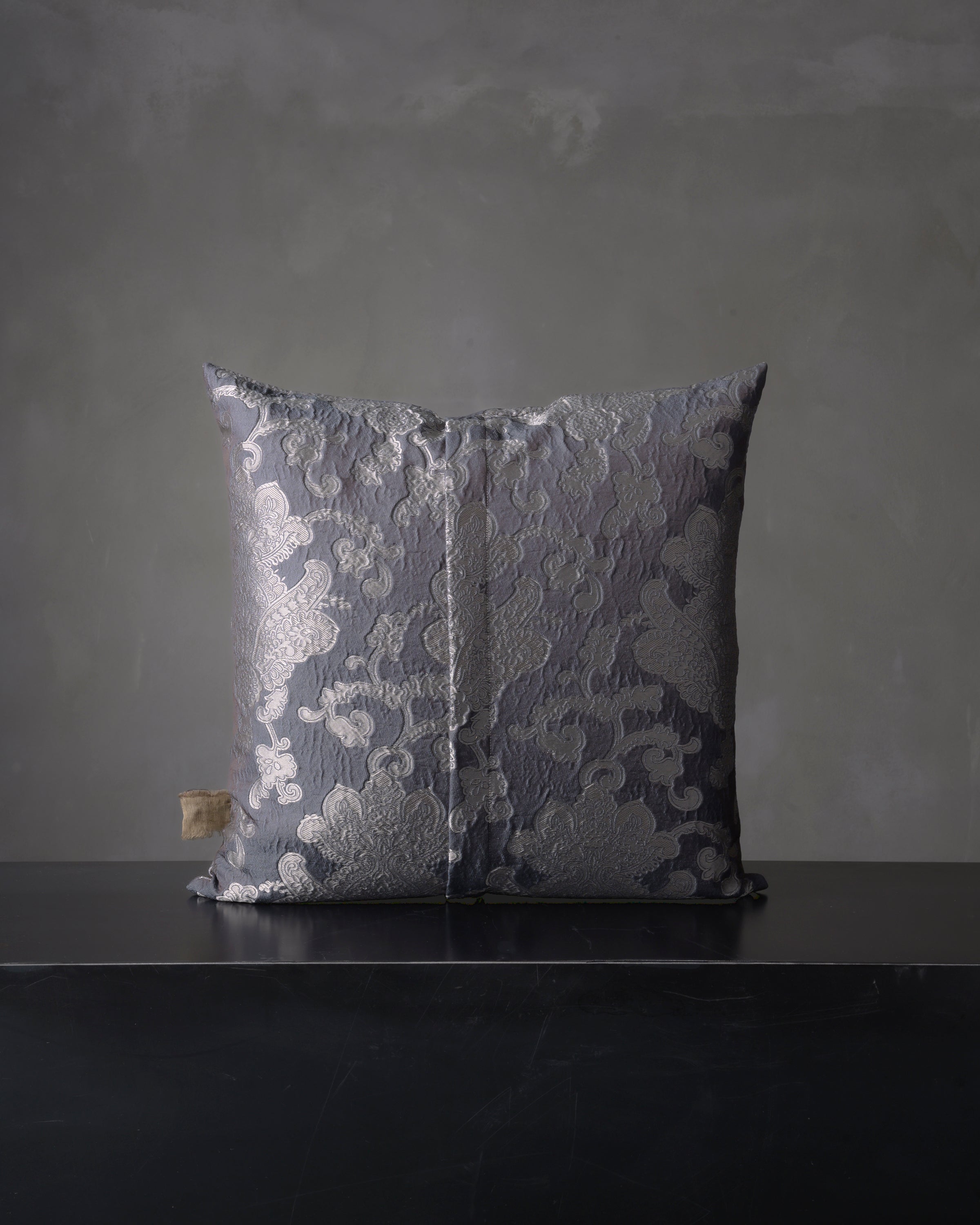 Tweedia Pillow - The House of Lyria