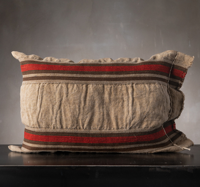 Clematis Pillow - The House of Lyria
