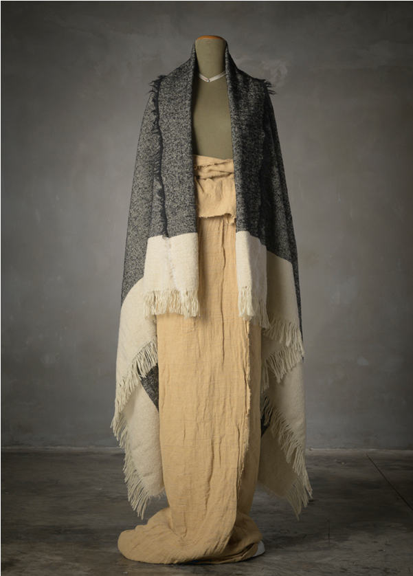 Hela Throw - The House of Lyria