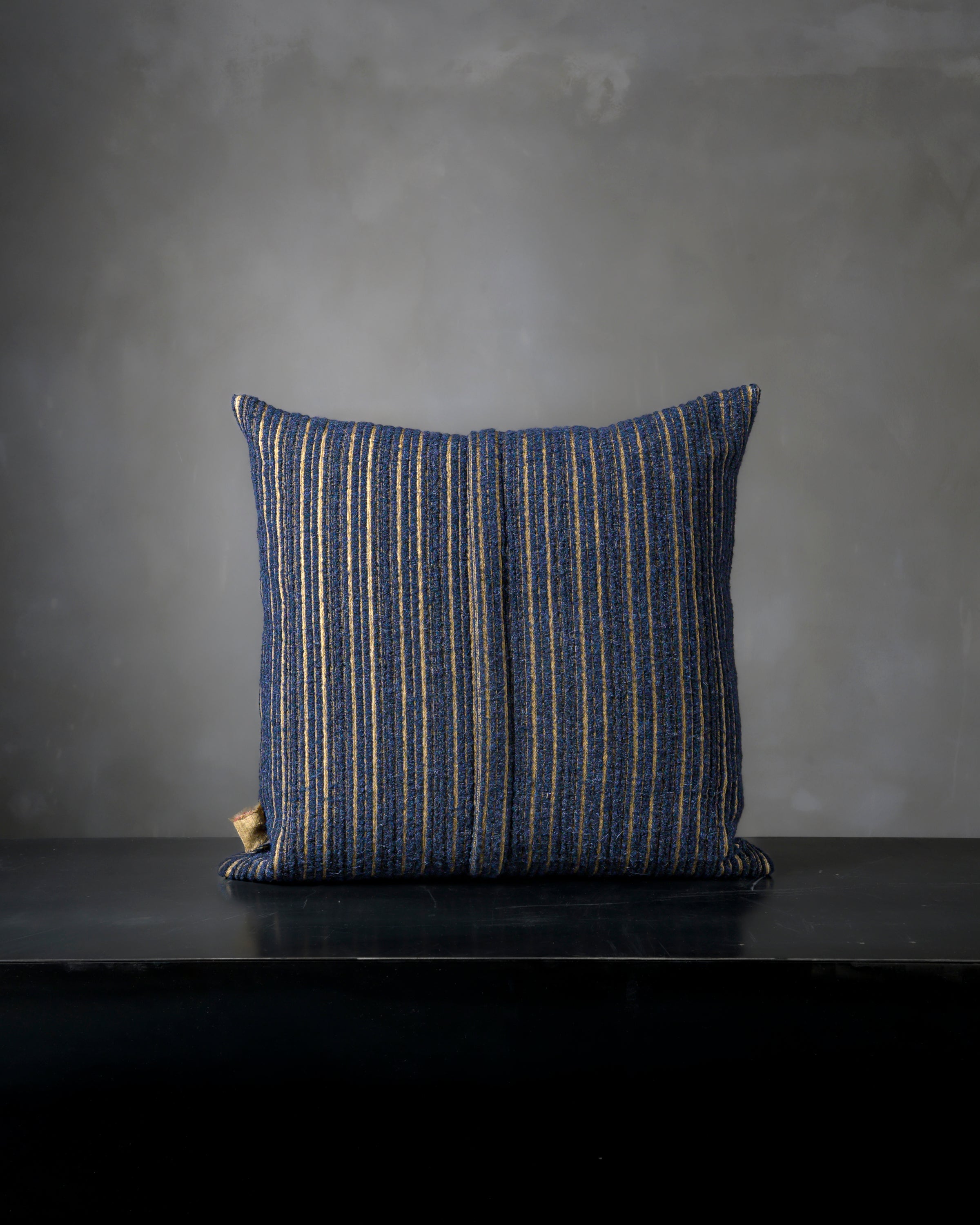 Venom Pillow - The House of Lyria