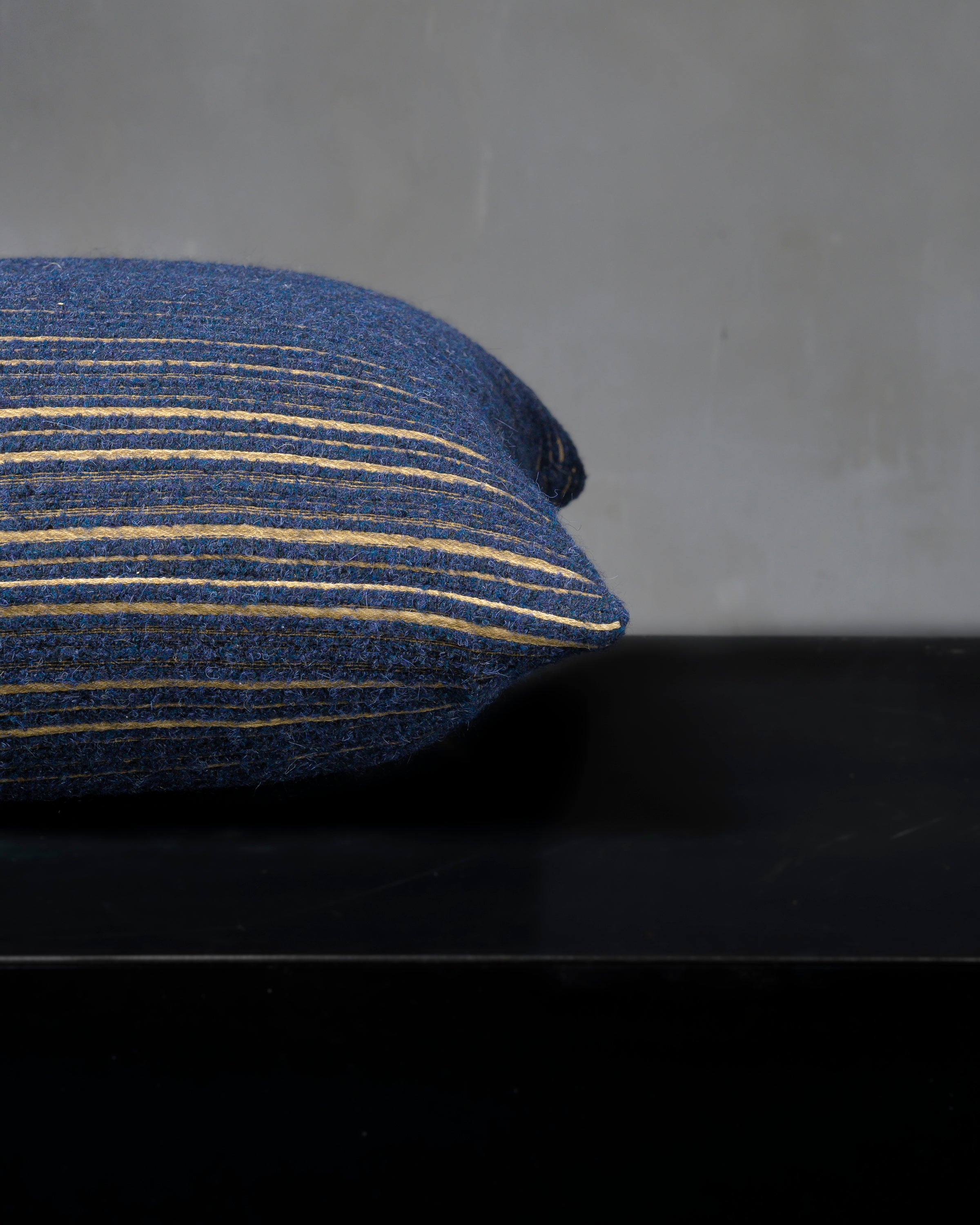 Venom Pillow - The House of Lyria