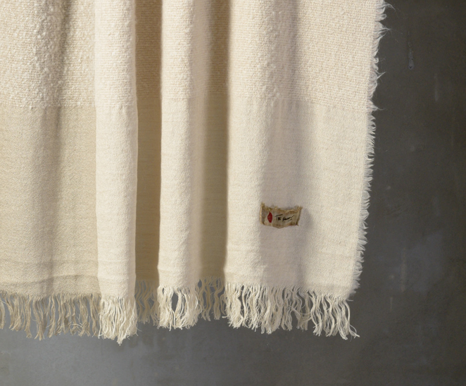 Linceo Throw - The House of Lyria