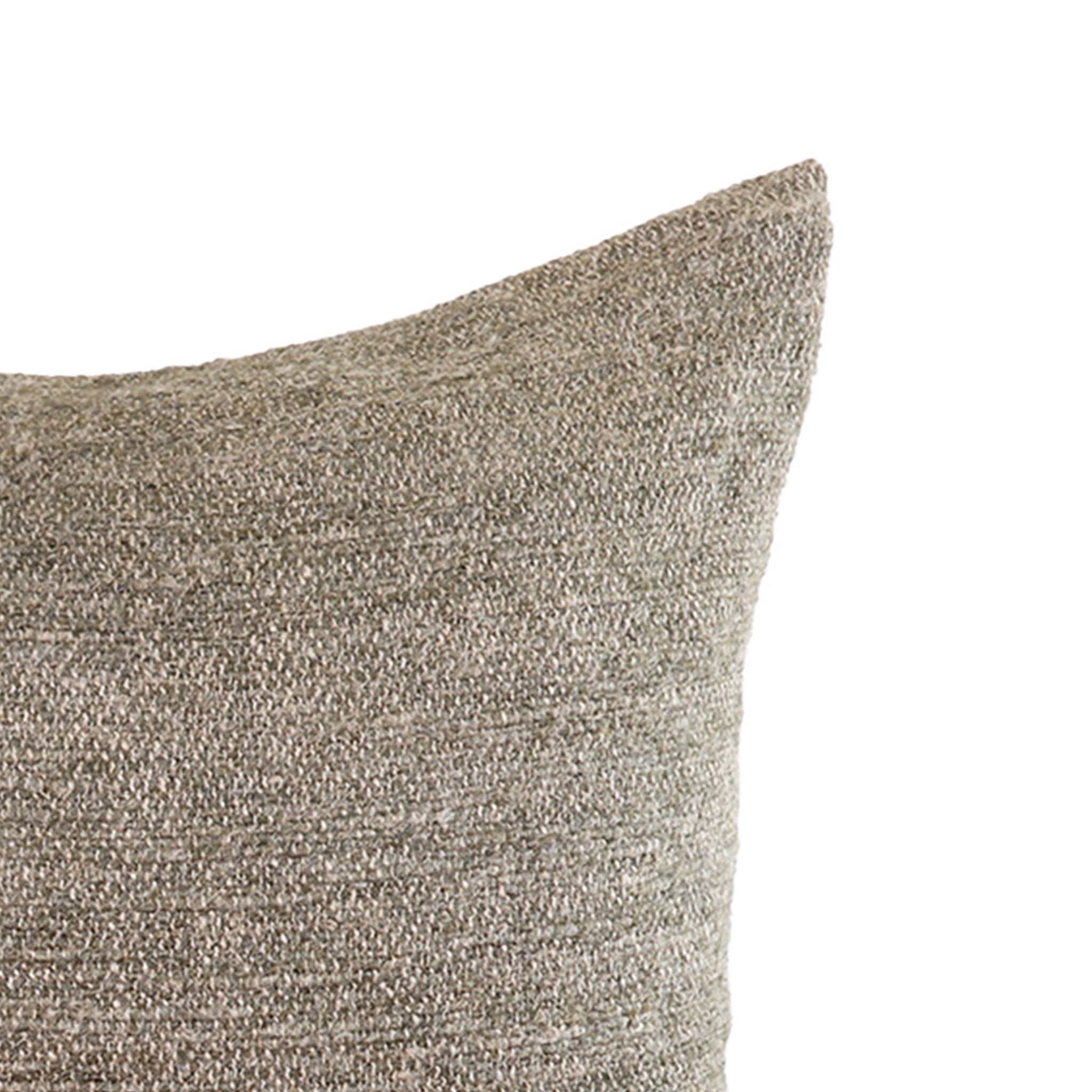 Nash Pillow
