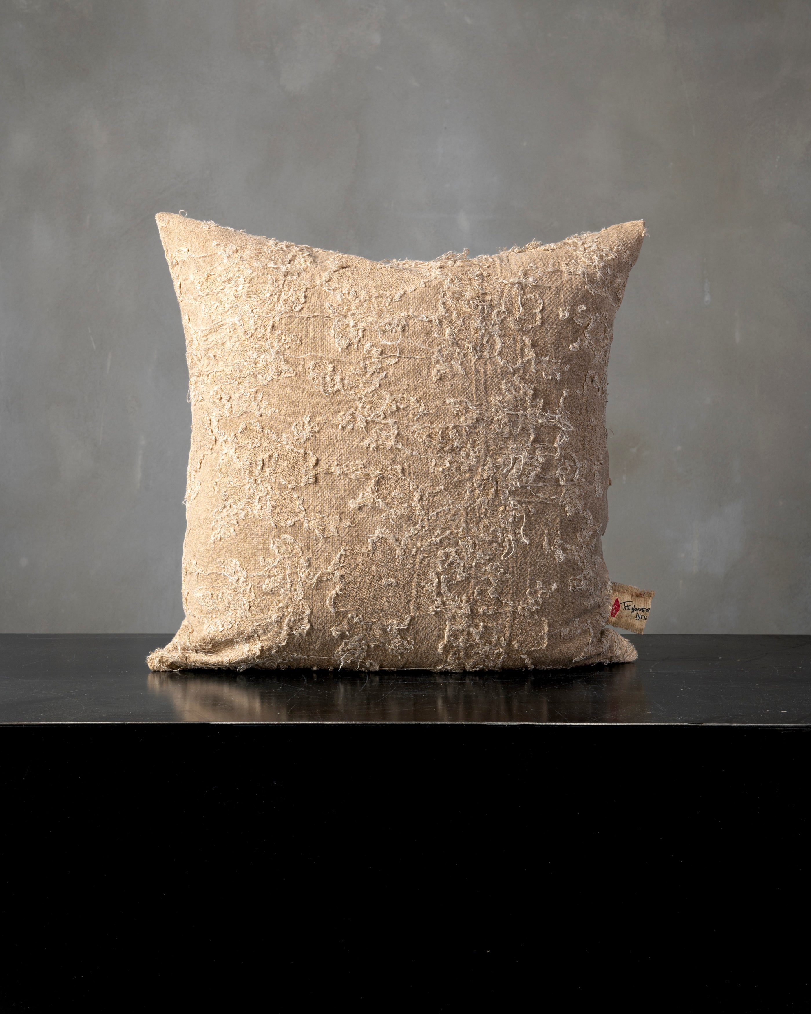 Zosimo Pillow 20"x20" - The House of Lyria