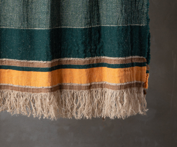 Xoroi Throw - The House of Lyria