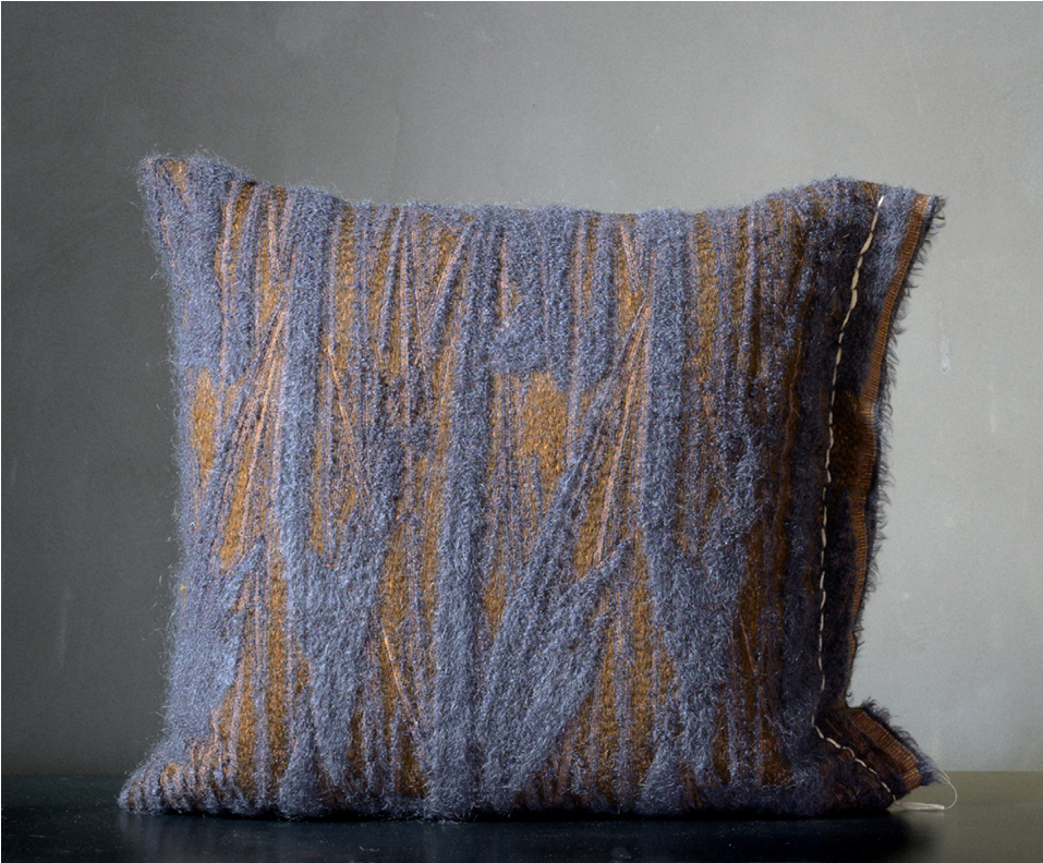Angaria Pillow