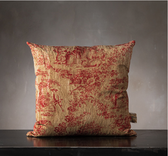 Argia Pillow