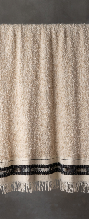Cicatrice Throw