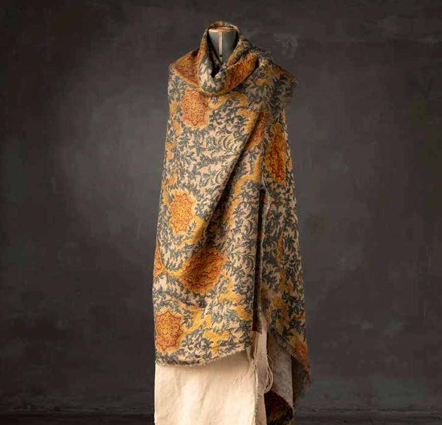 Emporio Throw