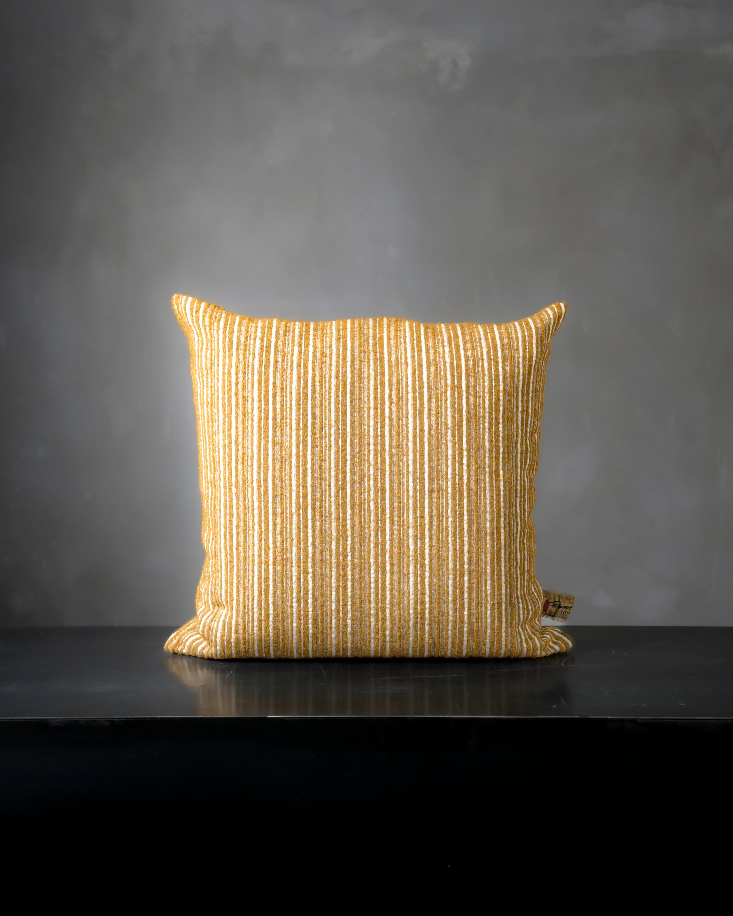Sorapis Pillow