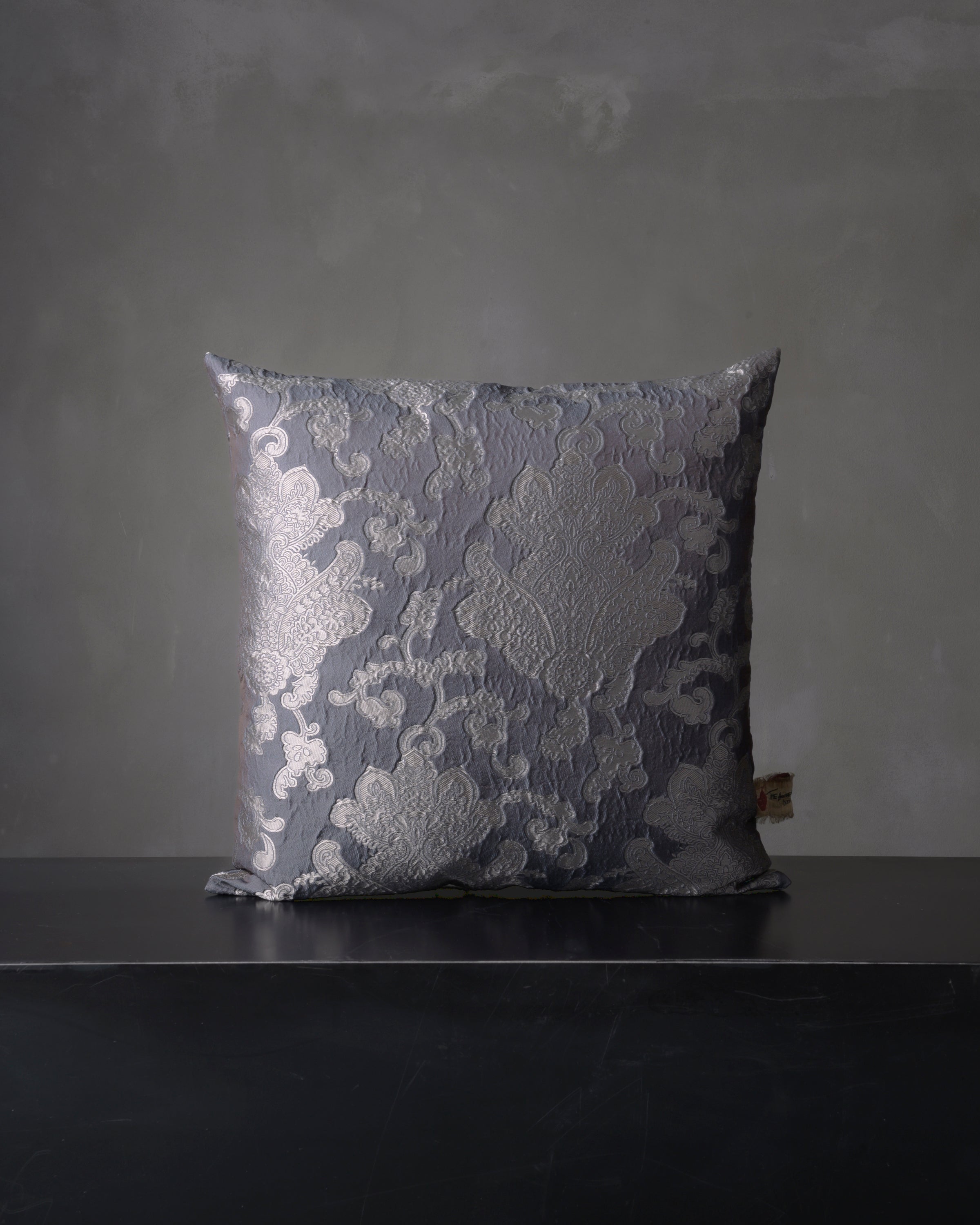 Tweedia Pillow