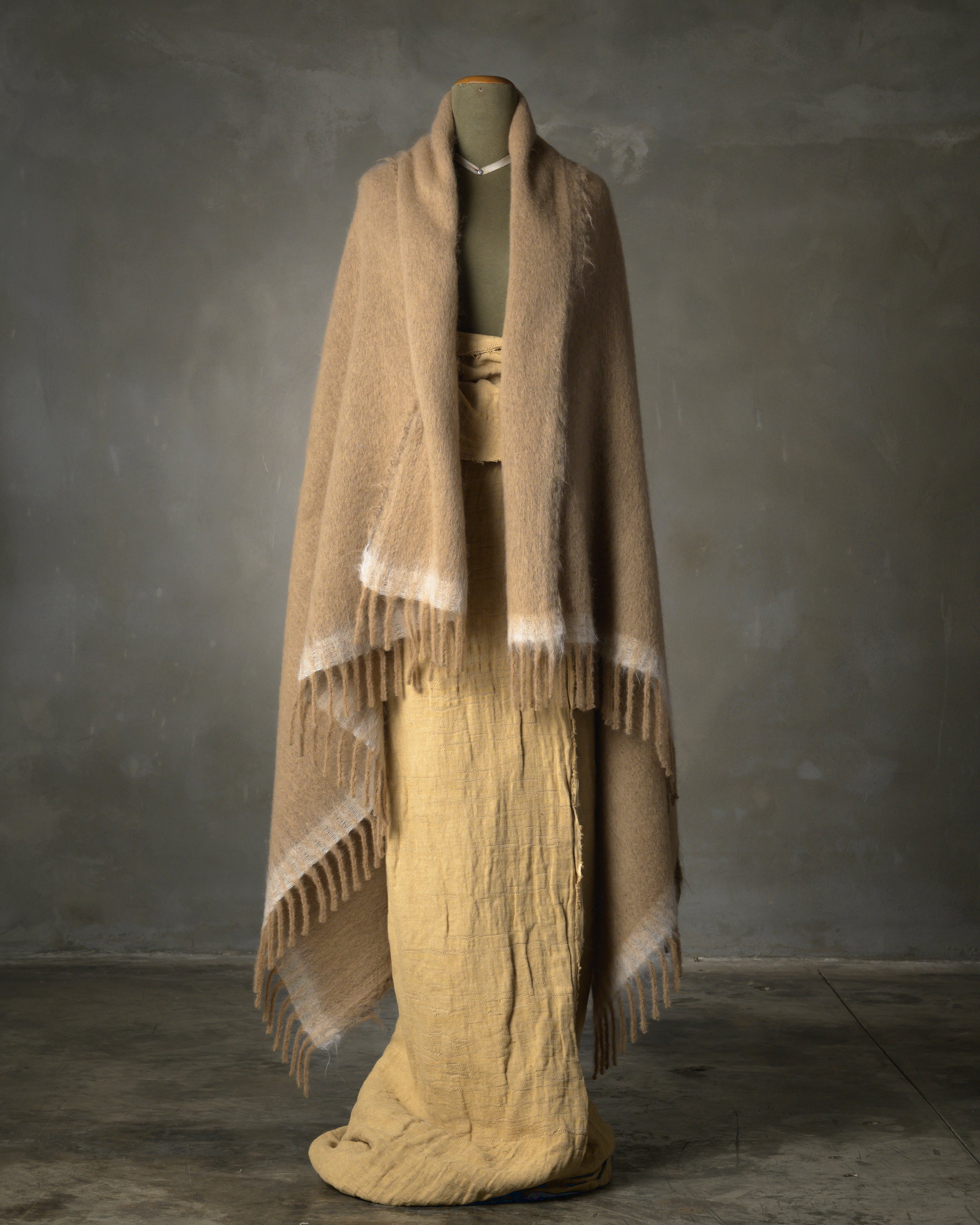 Amaranto Throw