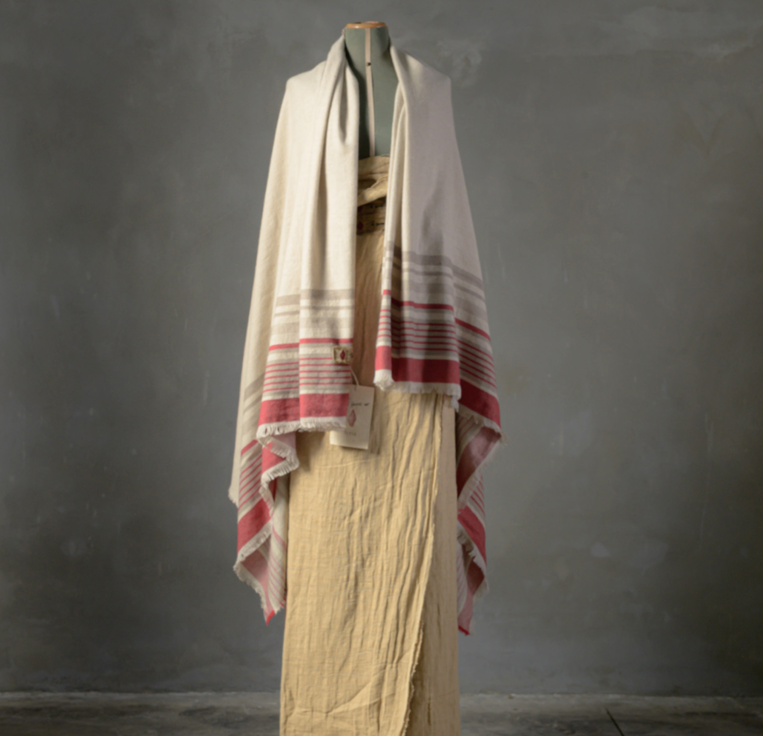 Solitario Throw