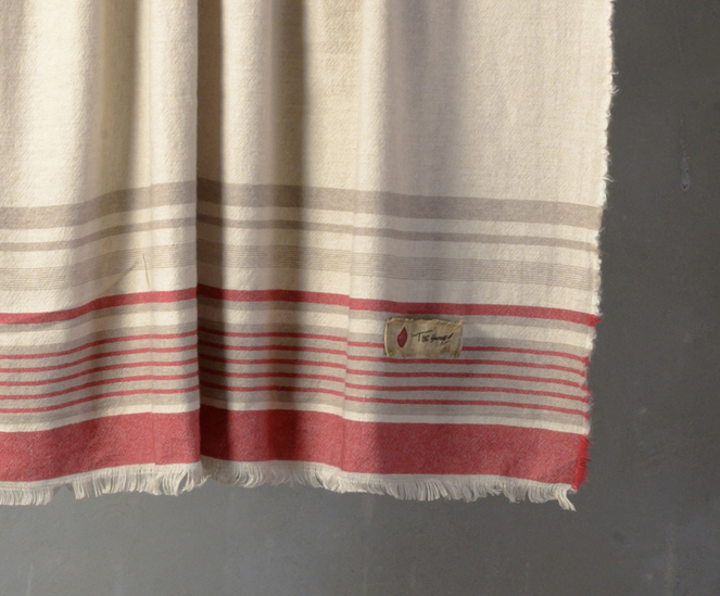 Solitario Throw