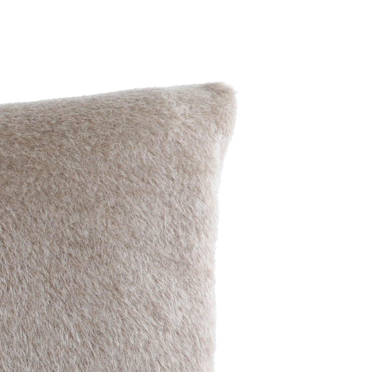 Tasso Pillow
